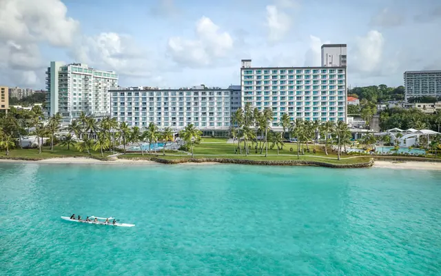 Crowne Plaza Guam Exterior