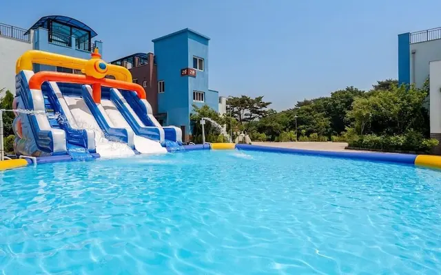 태안 안면도 블루아일랜드 풀빌라 — 태안 풀빌라