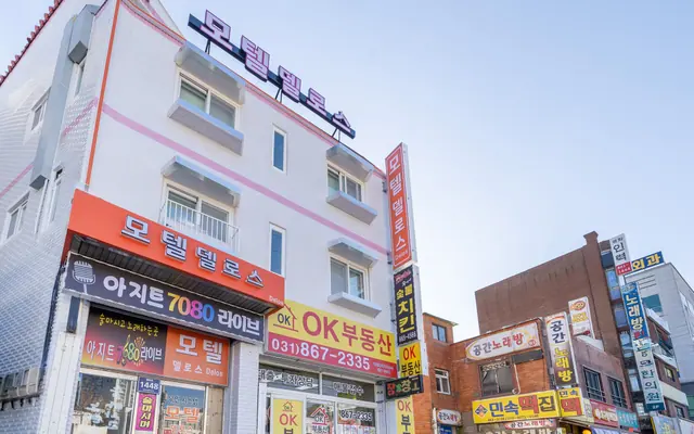 양주 모텔 델로스 외관
