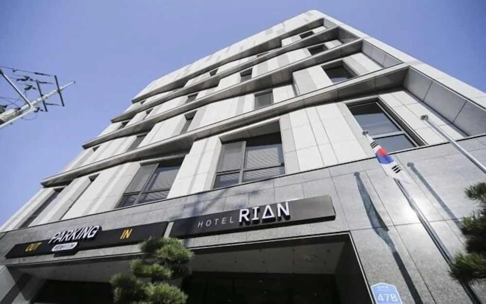RIAN Hotel 대표 사진