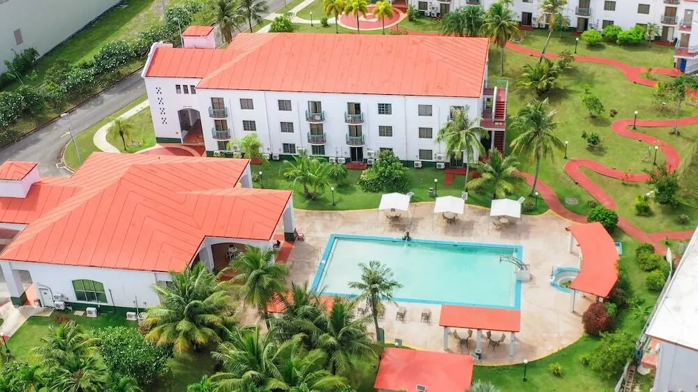 Garden Villa Hotel Exterior