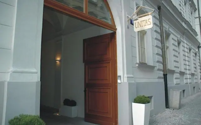 Unitas 외관