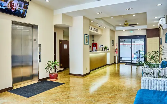 Serenti Hotel Saipan 大堂与前台