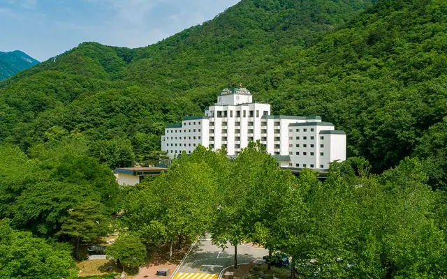 켄싱턴호텔 설악(국립공원 도보 5분) — 속초 리조트