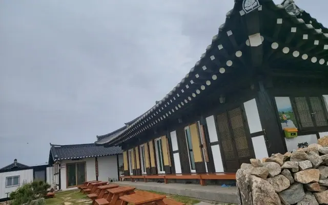 완도 청산도락한옥펜션 외관