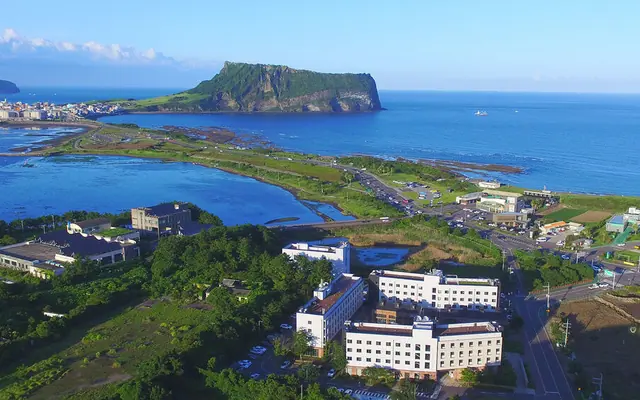 플레이스 캠프 제주 — 제주 서부 기타