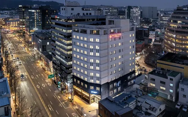 더 프리마 호텔 종로 — 서울 호텔