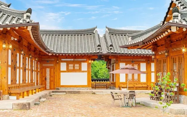 경주 잎새달스므날 — 경주 기타